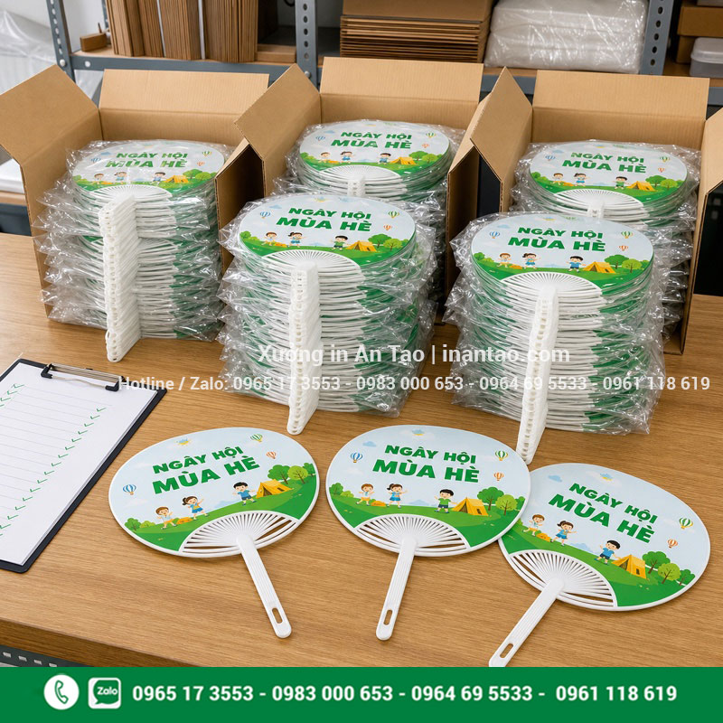 Đóng gói quạt nhựa quảng cáo hoàn thiện Đơn quạt nhựa quảng cáo được kiểm đếm và đóng gói